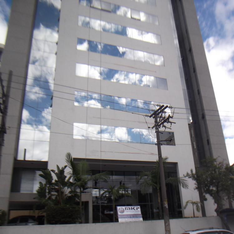 Ed. Stelvio Mazza – Tratamento das pastilhas e calafetação de janelas. (Rua Alexandre Dumas)